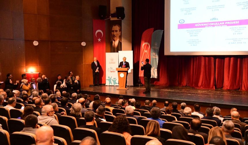 Vali Seddar Yavuz'dan Okul Güvenliği ve Spor Seferberliği: 'Asıl Görevimiz Geleceği İnşa Etmektir'