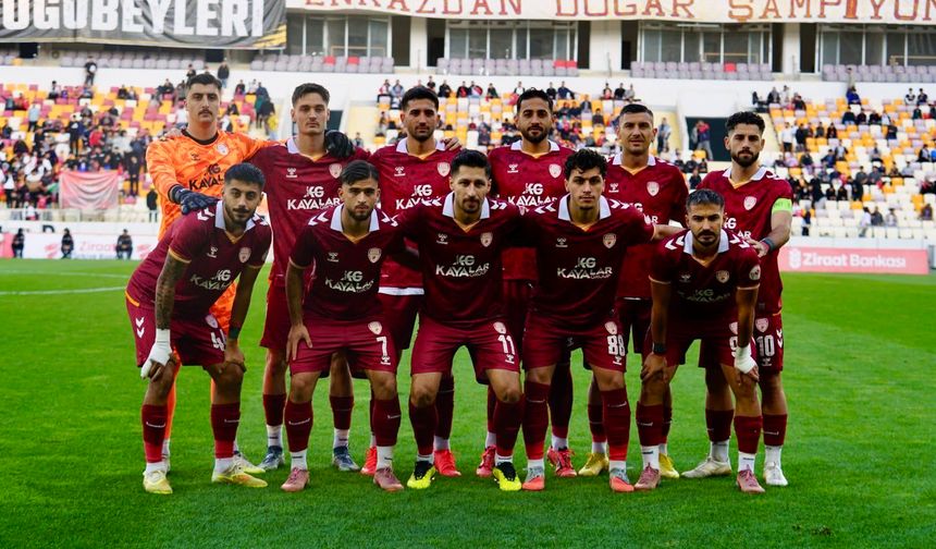 Yeşilyurtspor Kupada Tur Atladı: Siirtspor'u 3-1'le Geçti