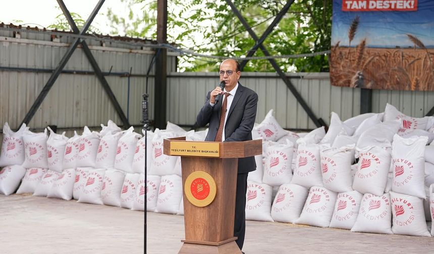 Yeşilyurt'ta Çiftçinin Yem Yükünü Hafifleten Destek